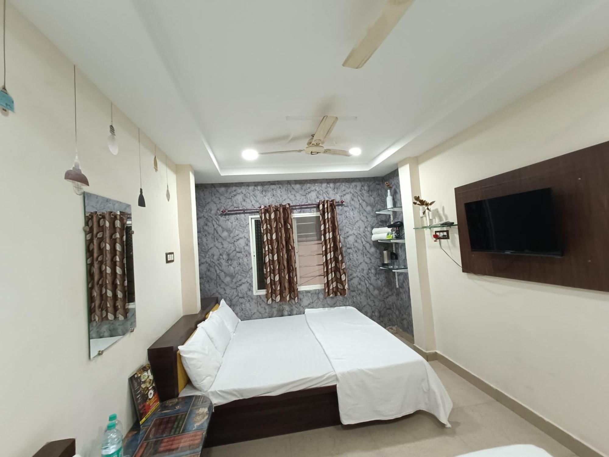 Ginger Hotels Ujjain Tower Kshipra Inn-Family Stay Airconditioned Hotel Экстерьер фото