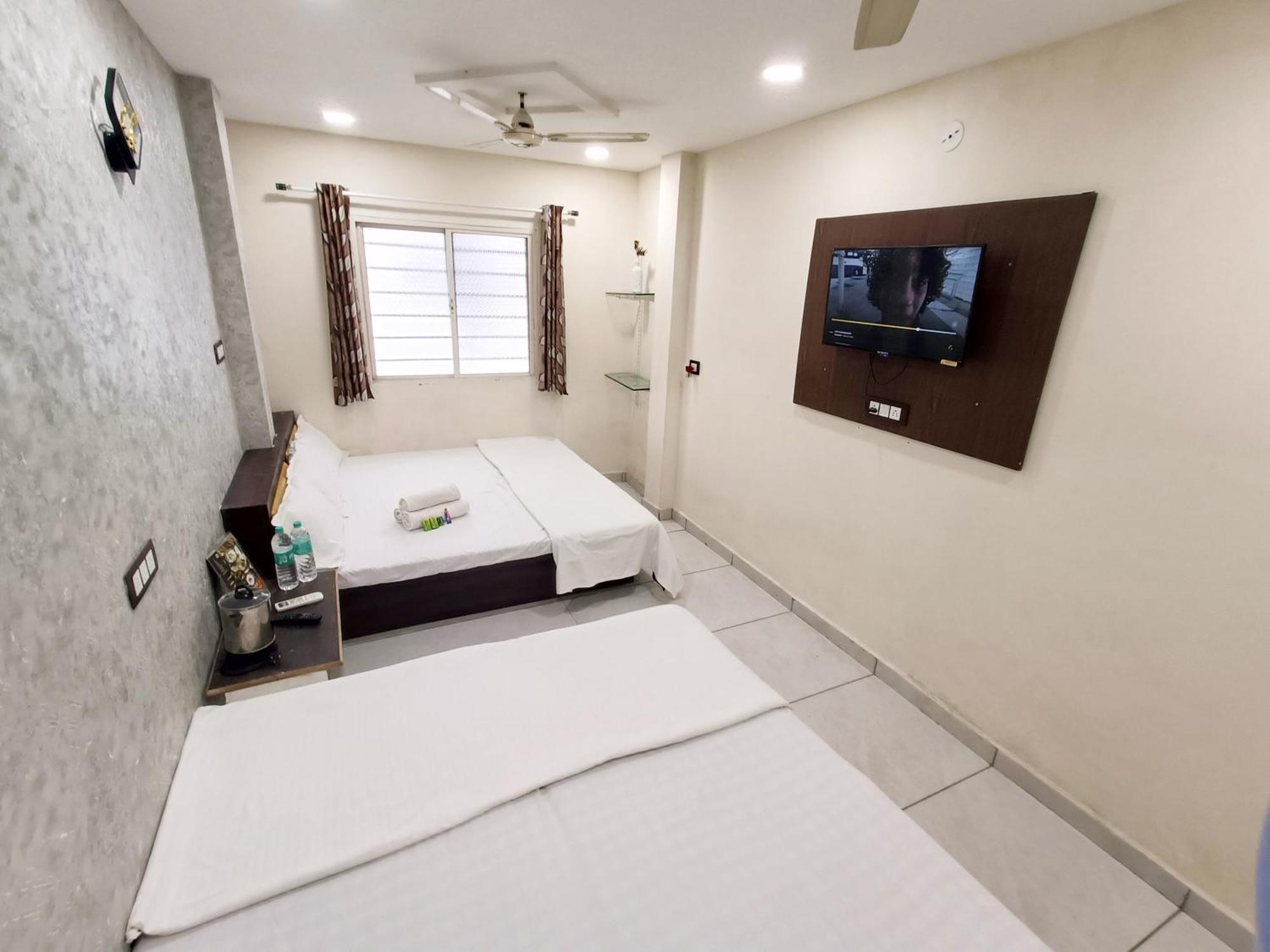 Ginger Hotels Ujjain Tower Kshipra Inn-Family Stay Airconditioned Hotel Экстерьер фото